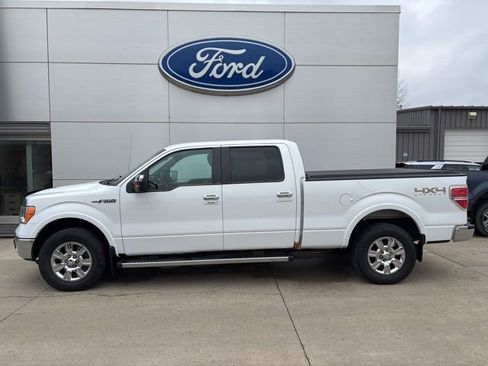 Used 2012 Ford F150 Lariat w/ Lariat Chrome Pkg image 2