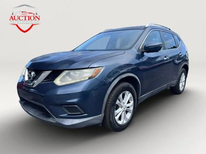 Used 2016 Nissan Rogue SV w/ SV Premium Package