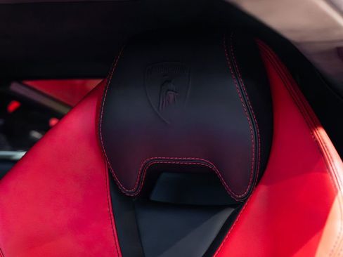 Used 2017 Lamborghini Huracan LP 580-2 image 6