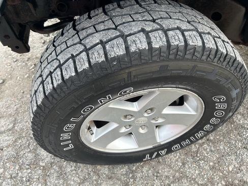 Used 2010 Jeep Wrangler Sport image 9