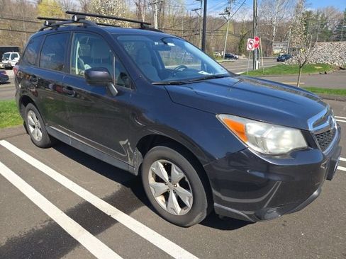 Used 2016 Subaru Forester 2.5i Premium w/ All-Weather Package image 3