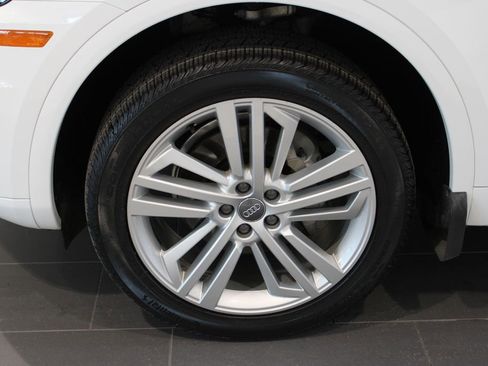 Used 2018 Audi Q5 Prestige w/ Prestige Package image 28