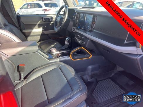 Used 2022 Ford Bronco Badlands image 10