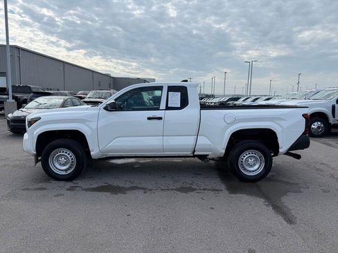 Used 2024 Toyota Tacoma SR RWD image 38