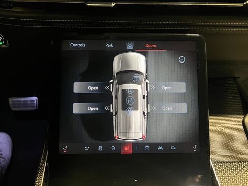 Used 2026 Cadillac Escalade V w/ LPO, ONYX Package image 19