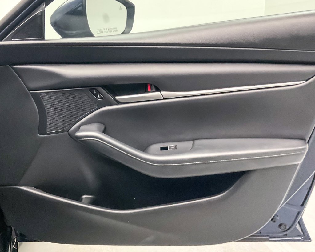Used 2021 MAZDA MAZDA3 s FWD image 16