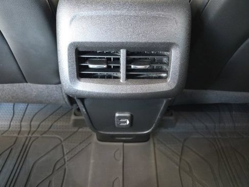 Used 2022 Chevrolet Equinox RS w/ RS Leather Package AWD/4WD image 48