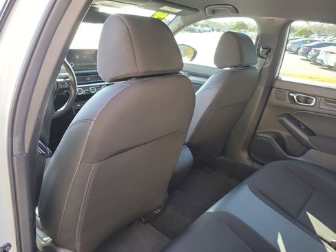 Used 2024 Honda Civic Sport image 11