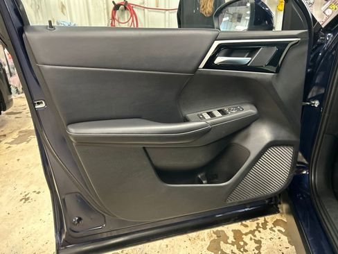 Used 2023 Mitsubishi Outlander SE image 13