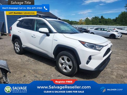 Used 2019 Toyota RAV4 XLE w/ Convenience Package AWD/4WD image 5