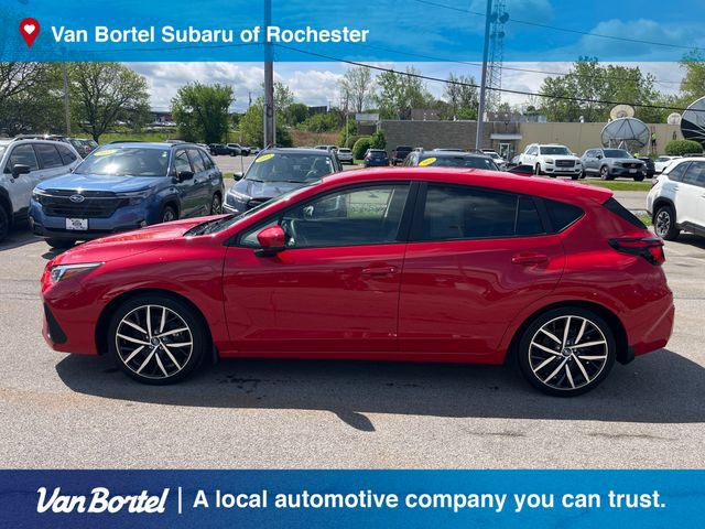 Used 2025 Subaru Impreza 2.0i Sport AWD/4WD image 2