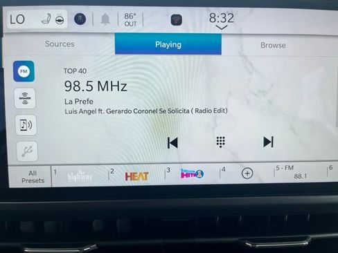 New 2025 Jeep Gladiator Sport image 12