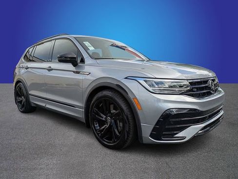 Used 2023 Volkswagen Tiguan SE R-Line FWD image 7