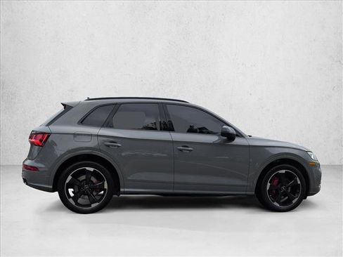 Used 2019 Audi SQ5 Premium Plus w/ Premium Plus Package image 4