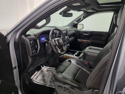 Used 2019 Chevrolet Silverado 1500 High Country image 16