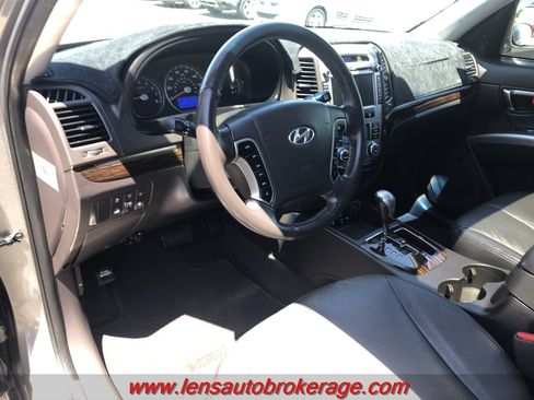 Used 2012 Hyundai Santa Fe Limited w/ Navigation Pkg 4 FWD image 10
