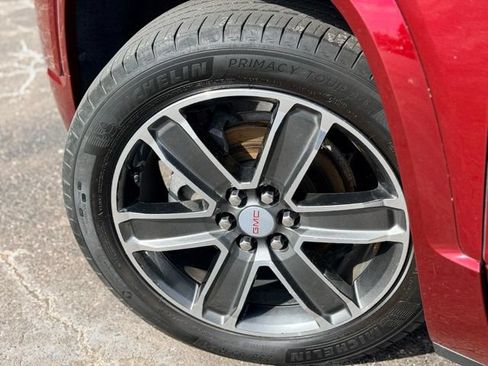 Used 2018 GMC Acadia Denali w/ Technology Package FWD image 31