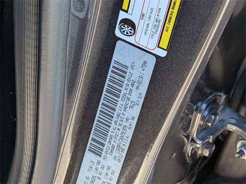 Used 2019 RAM 1500 Limited image 38