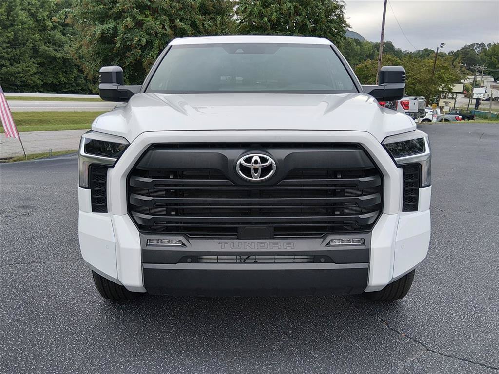 Used 2026 Toyota Tundra SR5 w/ SR5 Convenience Package AWD/4WD image 9