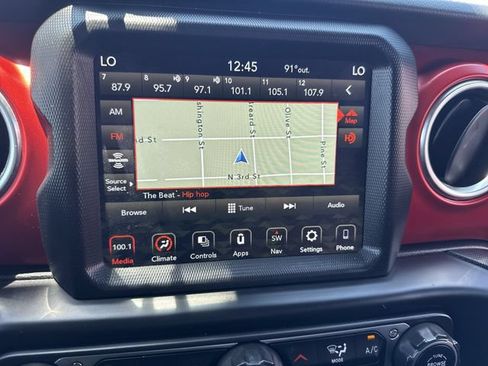 Used 2020 Jeep Gladiator Rubicon AWD/4WD image 18