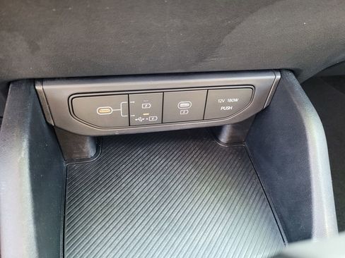 Used 2025 Kia K4 FWD image 14