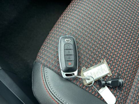 Used 2026 Nissan Kicks SR FWD image 18