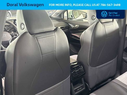 Used 2023 Volkswagen ID.4 Pro image 23
