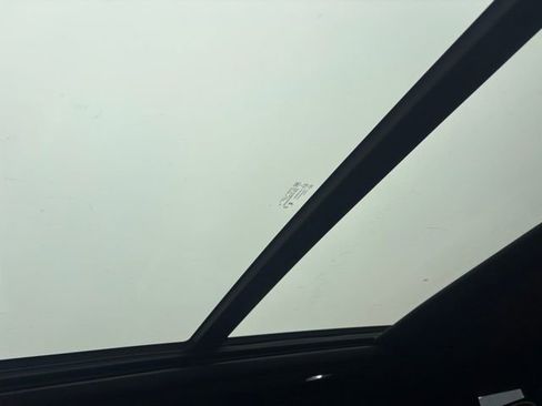 Used 2023 GMC Yukon Denali Ultimate image 13