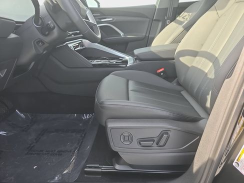 Certified 2025 Audi Q5 Premium w/ Premium Plus AWD/4WD image 21