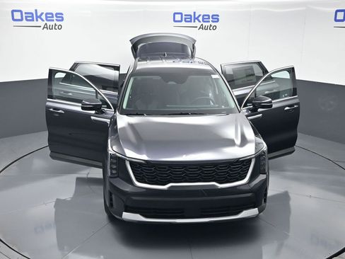 New 2026 Kia Sorento LX FWD image 57