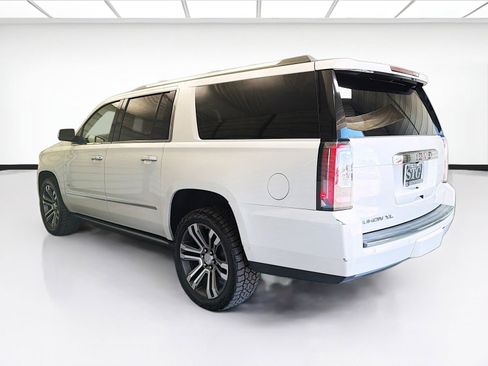 Used 2017 GMC Yukon XL Denali w/ Open Road Package AWD/4WD image 6