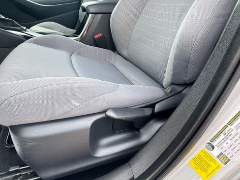 Used 2023 Toyota Corolla SE image 13