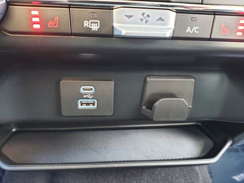 Used 2023 Ford F150 XLT w/ Equipment Group 302A High image 26