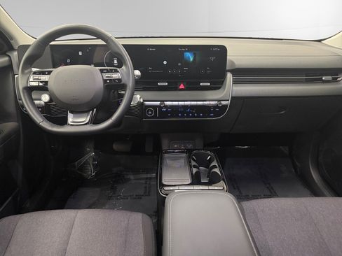 Certified 2025 Hyundai Ioniq 5 SE image 10
