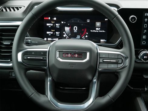 New 2025 GMC Canyon Elevation w/ Convenience Package image 8