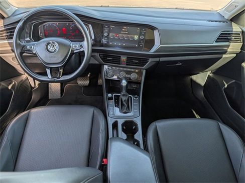 Used 2019 Volkswagen Jetta SEL w/ Cold Weather Package image 21