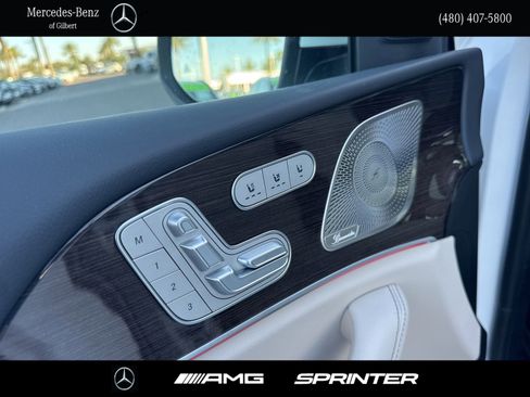 New 2026 Mercedes-Benz GLE 450e 4MATIC image 15
