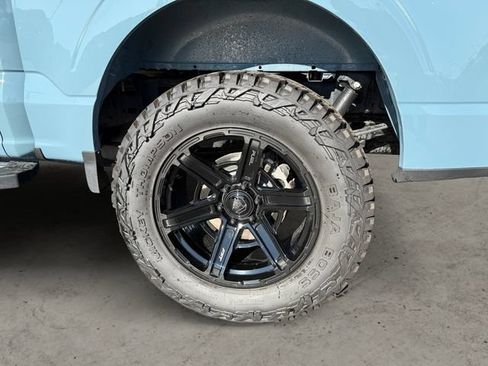 Used 2023 Ford F150 Lariat w/ FX4 Off-Road Package AWD/4WD image 9