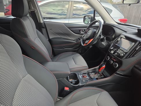 Used 2022 Subaru Forester Sport image 9