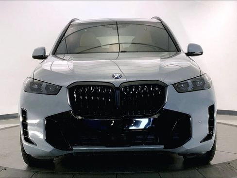 Certified 2024 BMW X5 xDrive50e AWD/4WD image 2