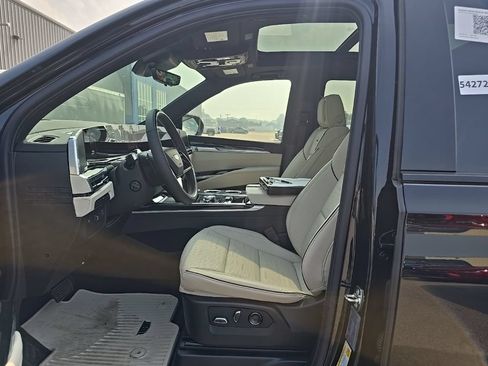 Used 2026 Cadillac Escalade Sport w/ Touring Package AWD/4WD image 9