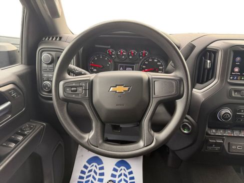 Used 2024 Chevrolet Silverado 2500 Custom w/ Custom Value Package image 12