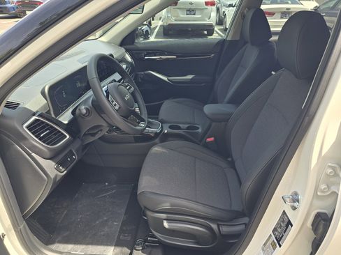 New 2026 Kia Seltos S FWD image 5
