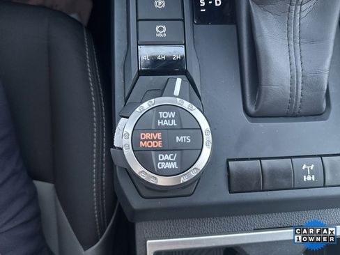 Certified 2025 Toyota Tacoma TRD Off-Road image 6