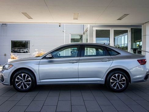 Used 2022 Volkswagen Jetta S FWD image 10