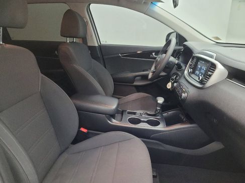 Used 2020 Kia Sorento LX image 21