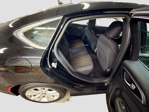 Used 2016 Chrysler 200 Limited w/ Anniversary Edition FWD image 24