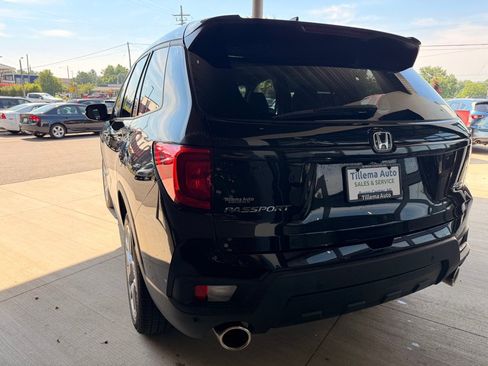 Used 2024 Honda Passport EX-L image 5