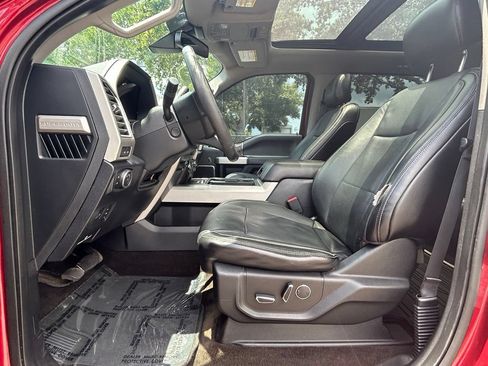 Used 2017 Ford F250 Lariat w/ Lariat Ultimate Package AWD/4WD image 10