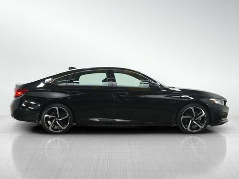 Used 2022 Honda Accord Sport image 6